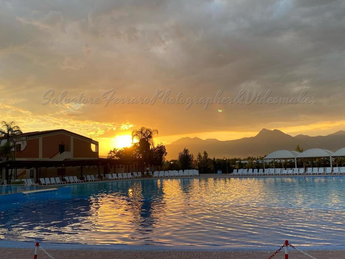 Minerva Club Resort & Golf มารีนา ดี ซีบารี ภายนอก รูปภาพ