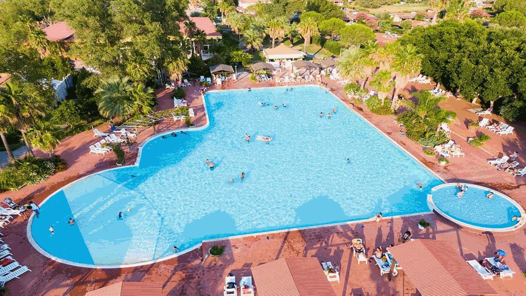 Minerva Club Resort & Golf มารีนา ดี ซีบารี ภายนอก รูปภาพ